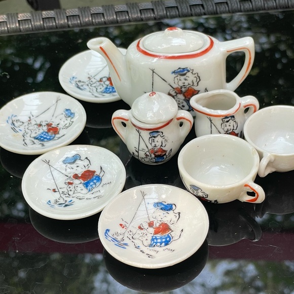 Made in occupied 1940’s Japan child’s porcelain tea set with original box! - Picture 2 of 12